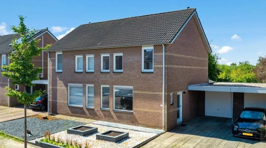 Eglantier 37, Brunssum