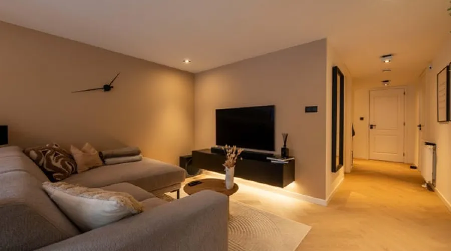 Ungerplein 8, Rotterdam