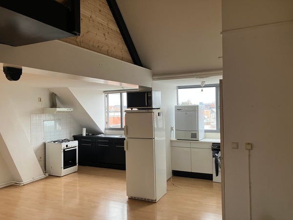 Tramsingel 93, Breda