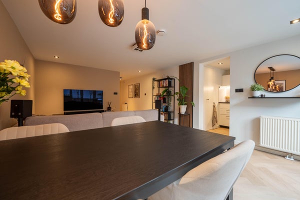 Ungerplein 8, Rotterdam