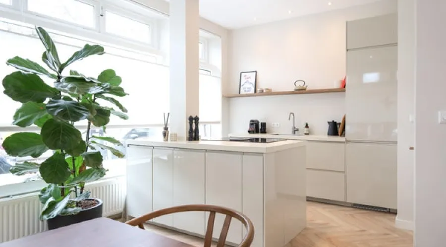 Woestduinstraat , Amsterdam