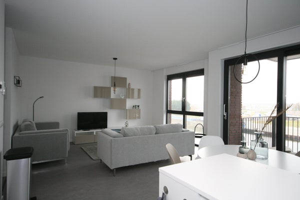 Beneluxweg 33, Terneuzen