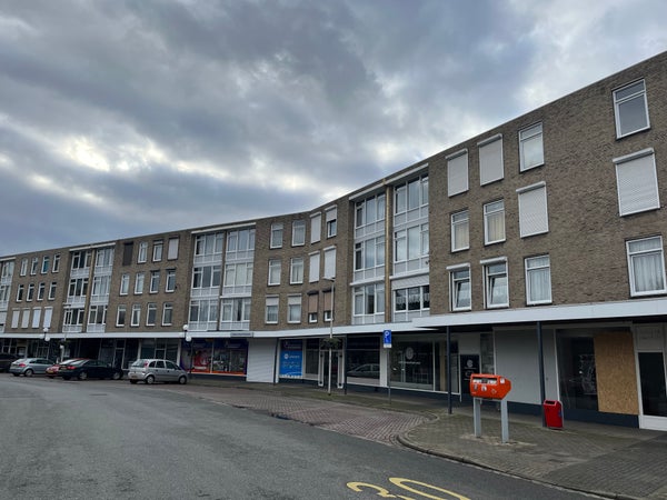 Mgr. Feronstraat 64, Heerlen