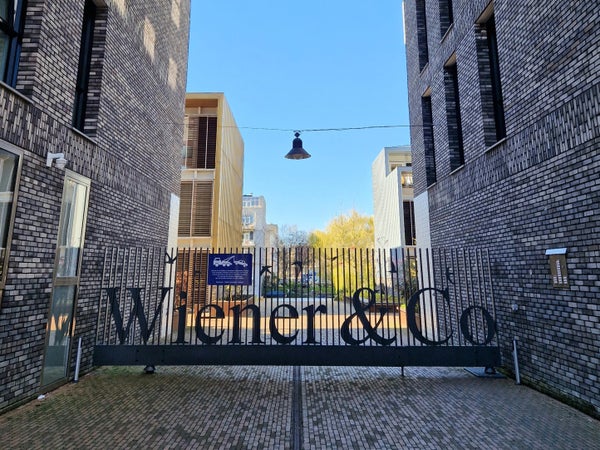 Mieszkanie — Amsterdam