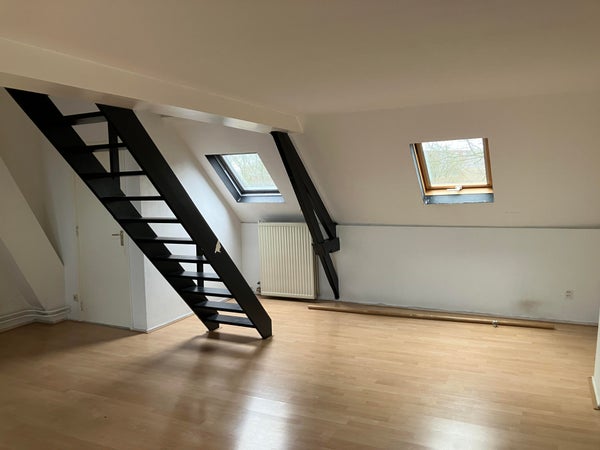 Tramsingel 93, Breda