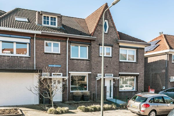 Eduard Wintgensstraat 30, Brunssum