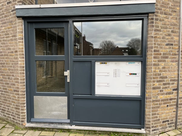 Mgr. Feronstraat 64, Heerlen