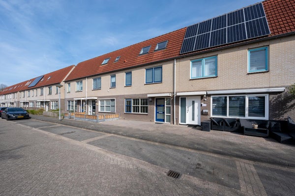 Wolgastraat 6, Lelystad