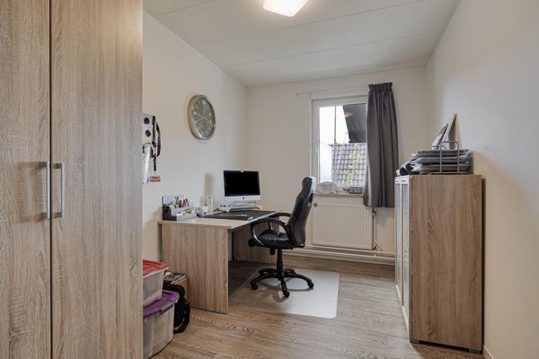 Loverixplein 2, Banholt