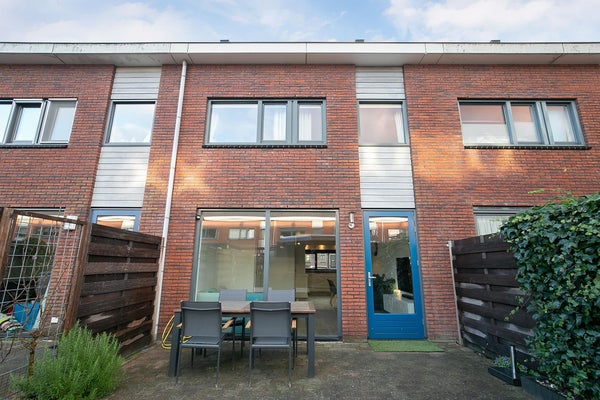 Graaf Floris 2, Huizen