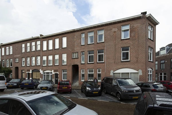 Douzastraat 33, Den Haag
