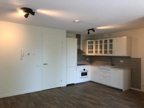 H. Reptonstraat 30, Velserbroek